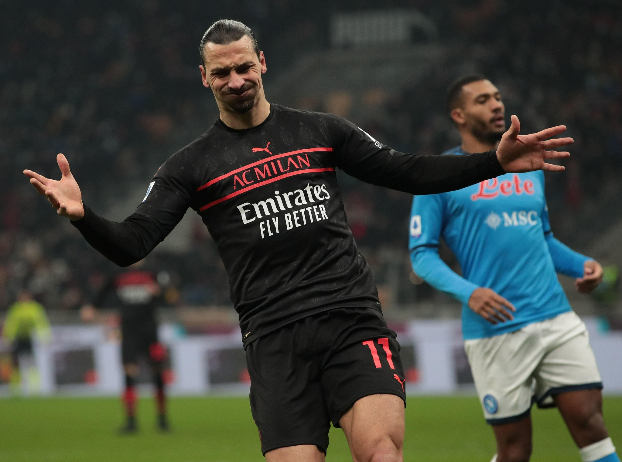 关于那不勒斯训练开放日;关键时刻内部沟通引欢呼;法国杯在即;医务组通报恢复的信息 关于那不勒斯训练开放日;关键时刻内部沟通引欢呼;法国杯在即;医务组通报恢复的信息