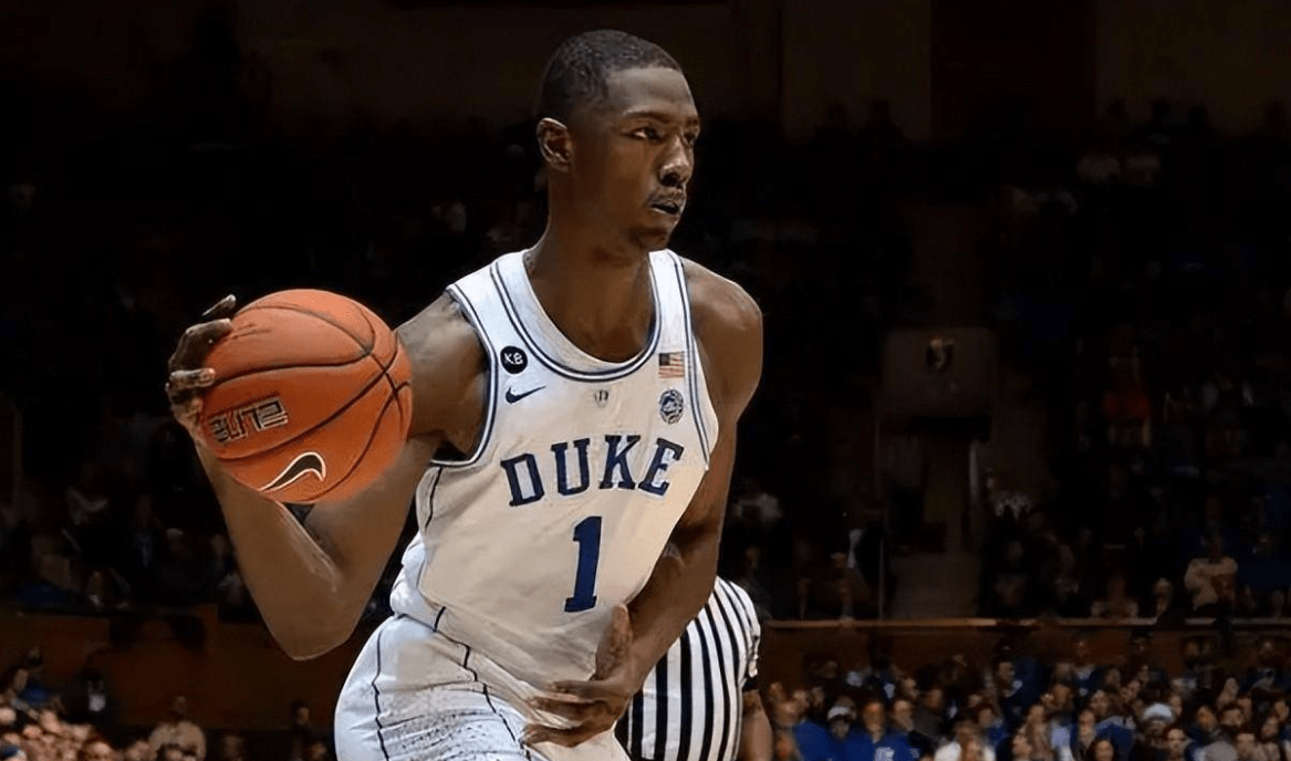 包含深圳男篮转会期单刀错失，志在德国杯名次提升，媒体盛赞，医务组通报恢复的词条