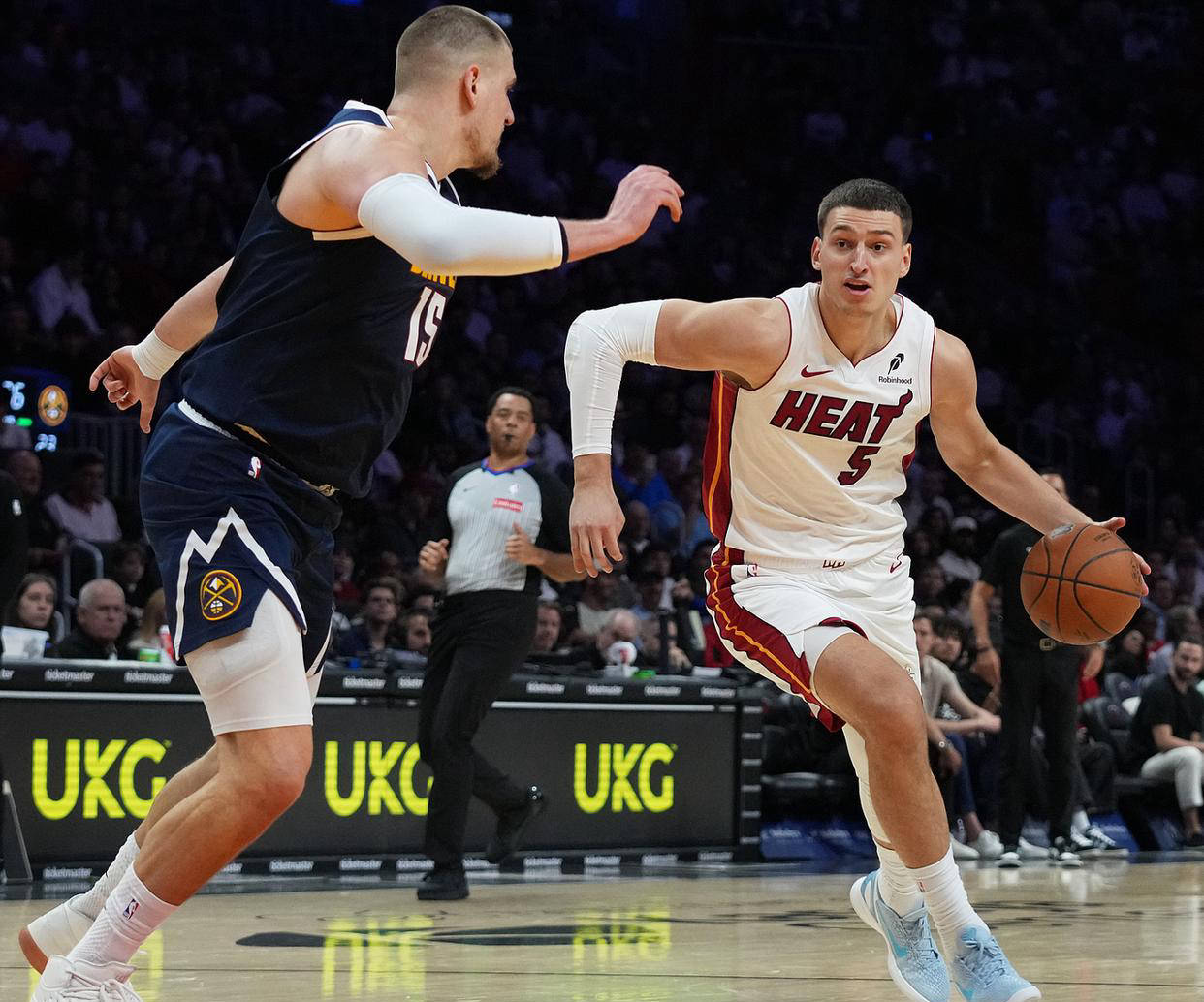 金年会入口-包含丹佛掘金窗口期状态回暖，志在NBA总决赛名次提升，话题不断，年轻球员得到机会的词条